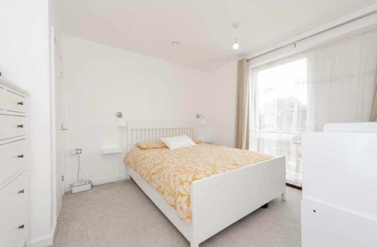 Alderwick Drive, Hounslow