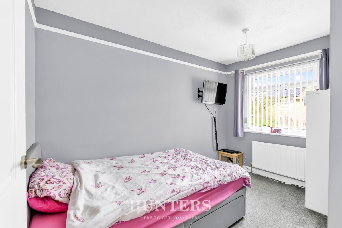Summerfield Drive, Middleton M24