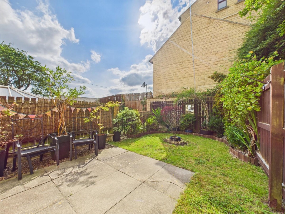 Middlefield Court, East Morton, Keighley