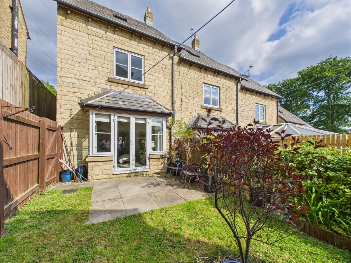 Middlefield Court, East Morton, Keighley