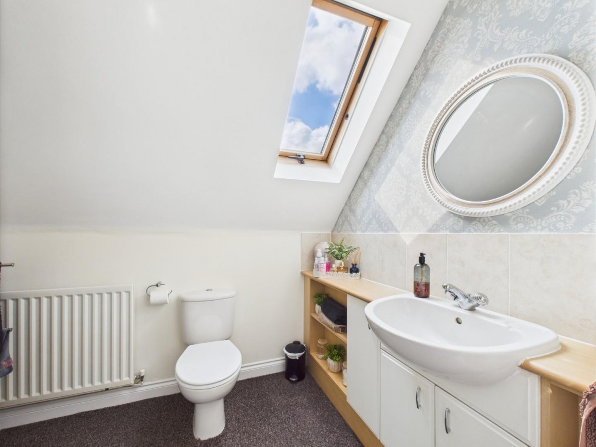 Middlefield Court, East Morton, Keighley