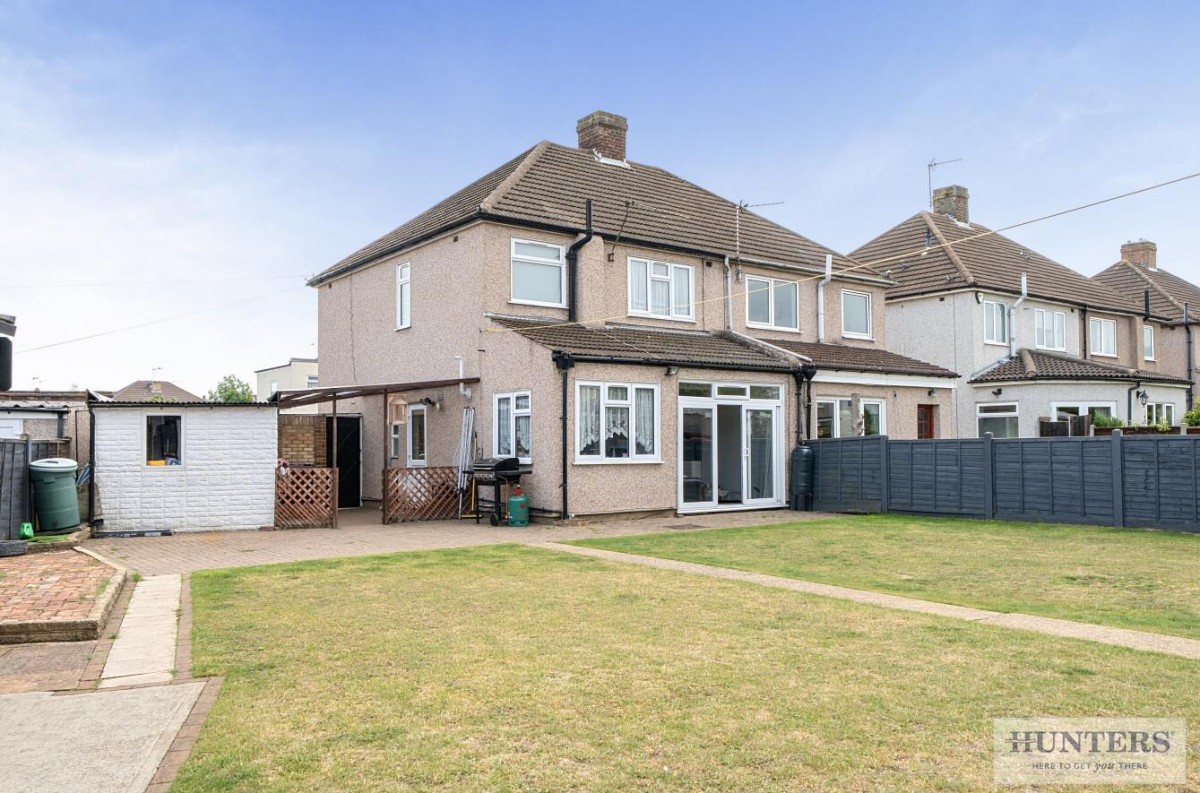 Ross Road, Dartford, Kent, DA1 3NH