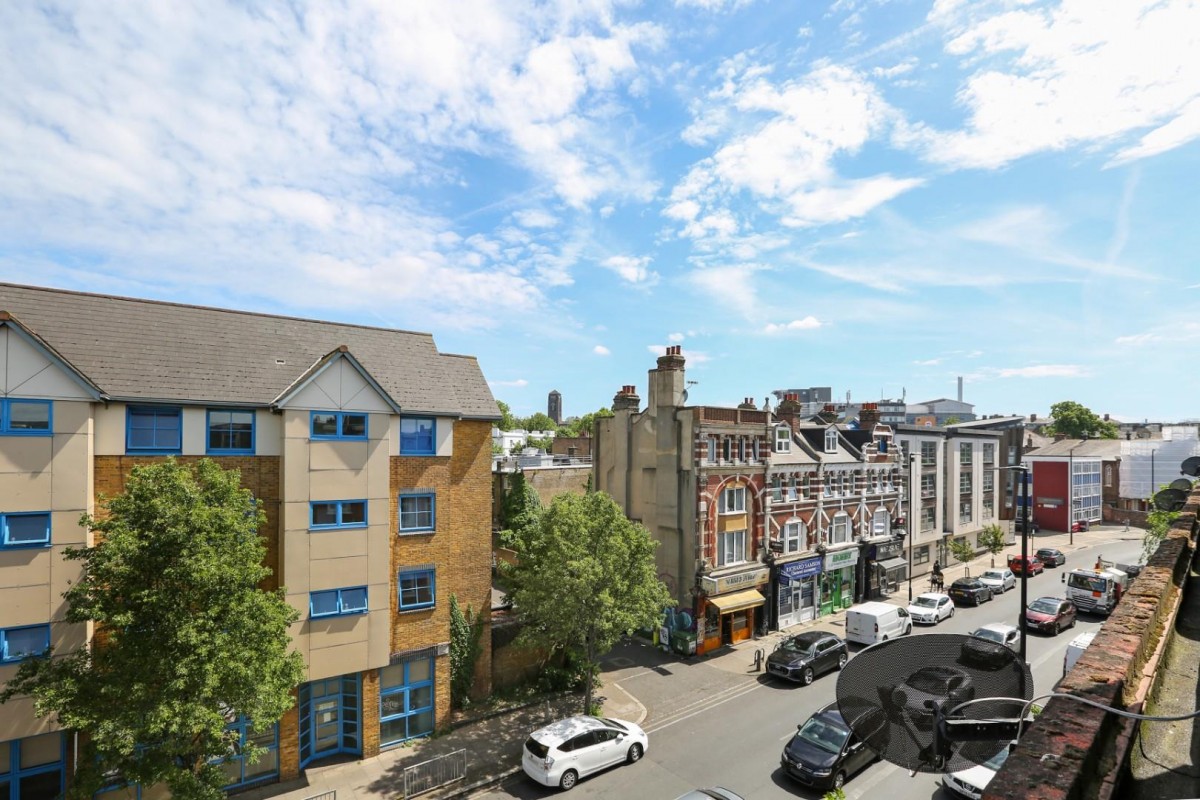 Coldharbour Lane, London, SE5