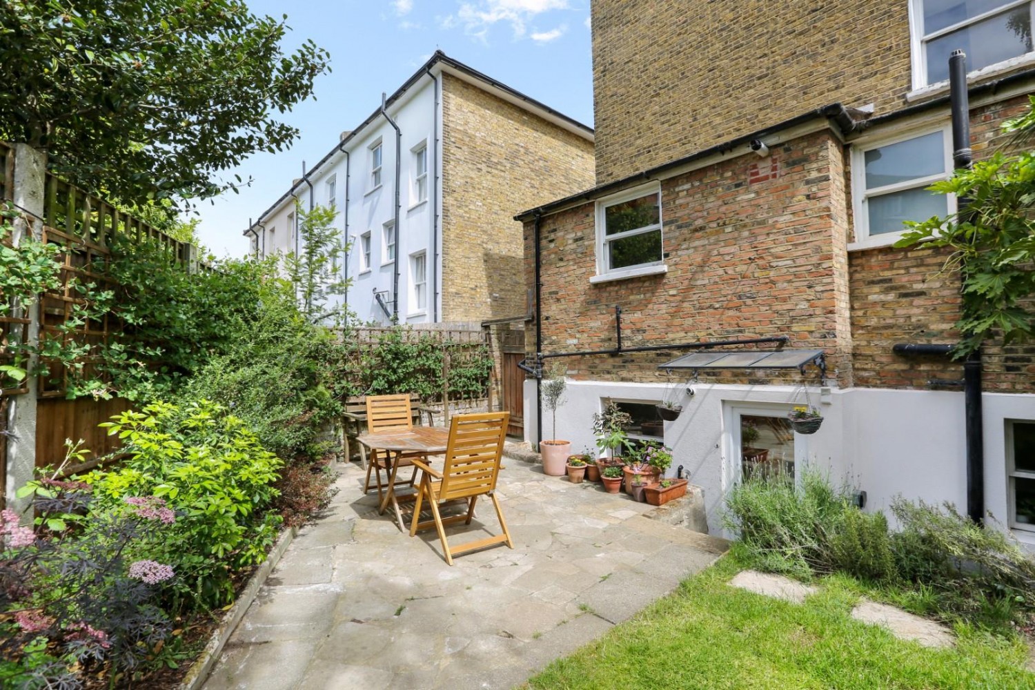 Eastlake Road, London, SE5