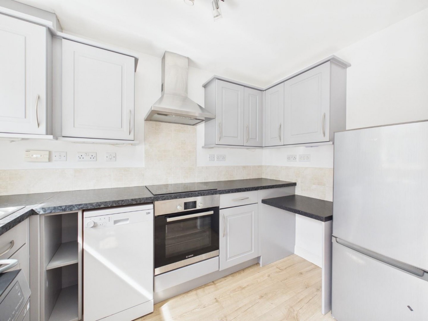 2 bedroom House to let in Tundra Grove, Eldwick, BD16 3QG
