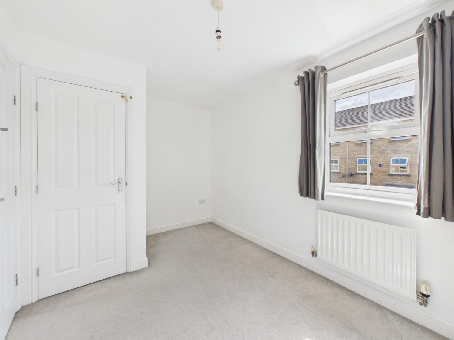 2 bedroom House to let in Tundra Grove, Eldwick, BD16 3QG