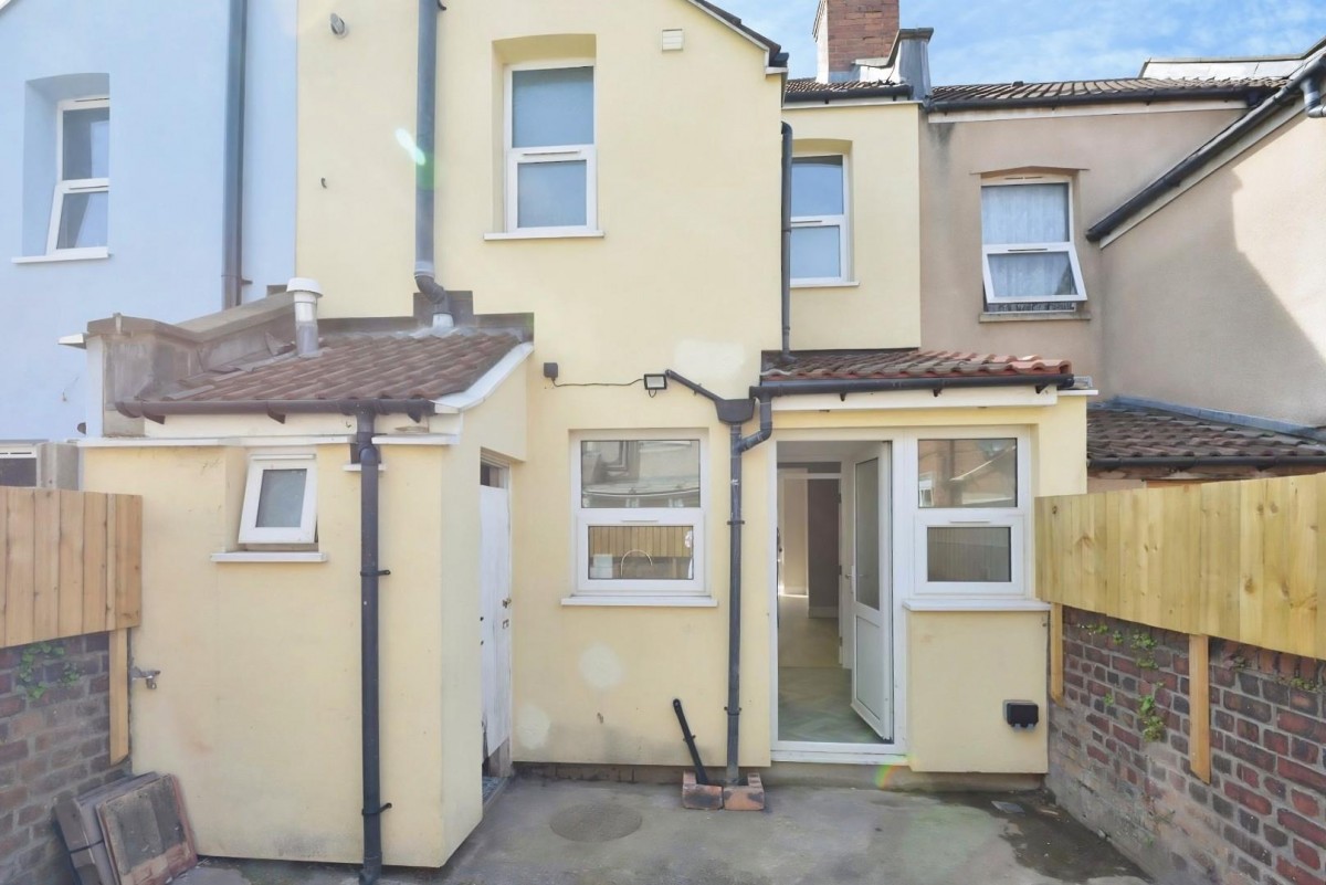 Barratt Street, Easton, Bristol, BS5 6DE