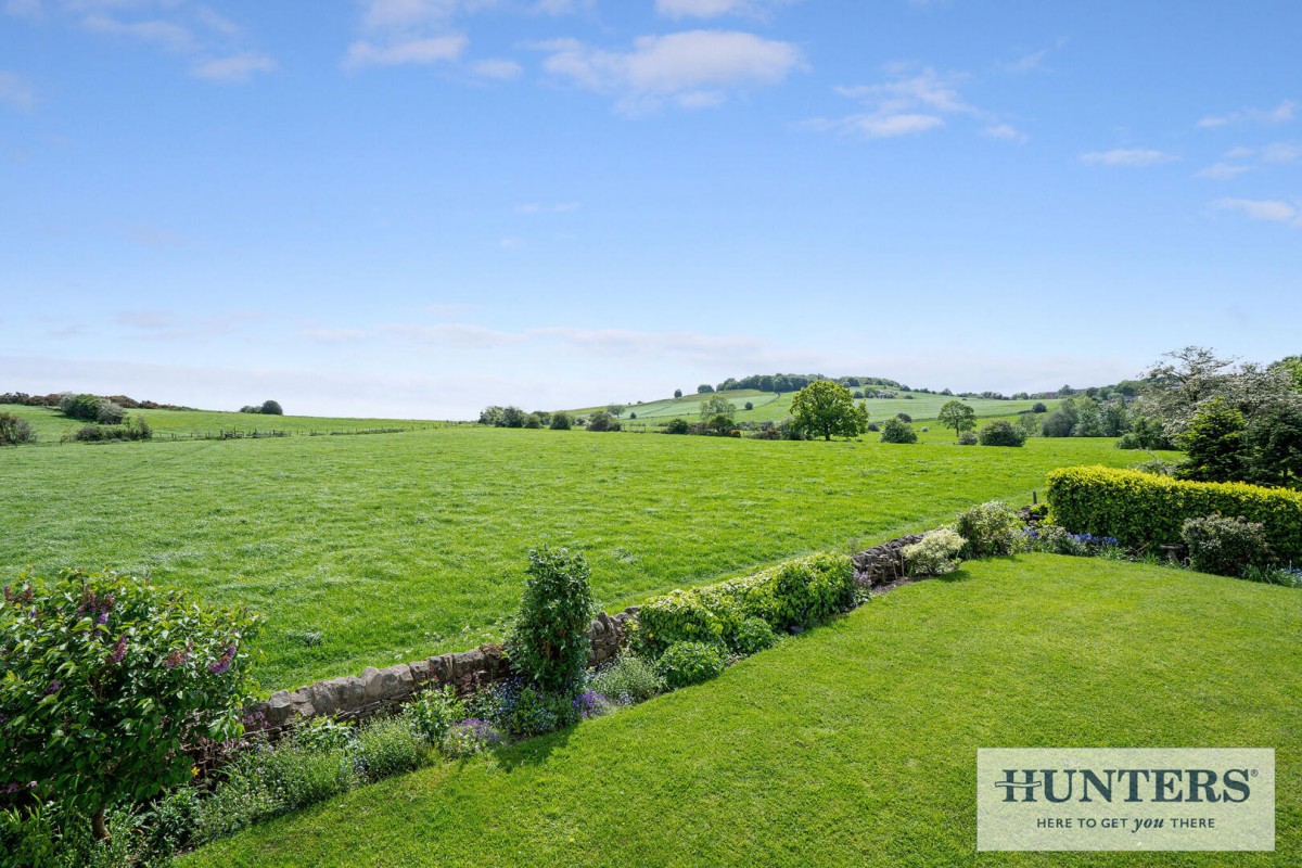 Moorfield Drive, Yeadon, Leeds
