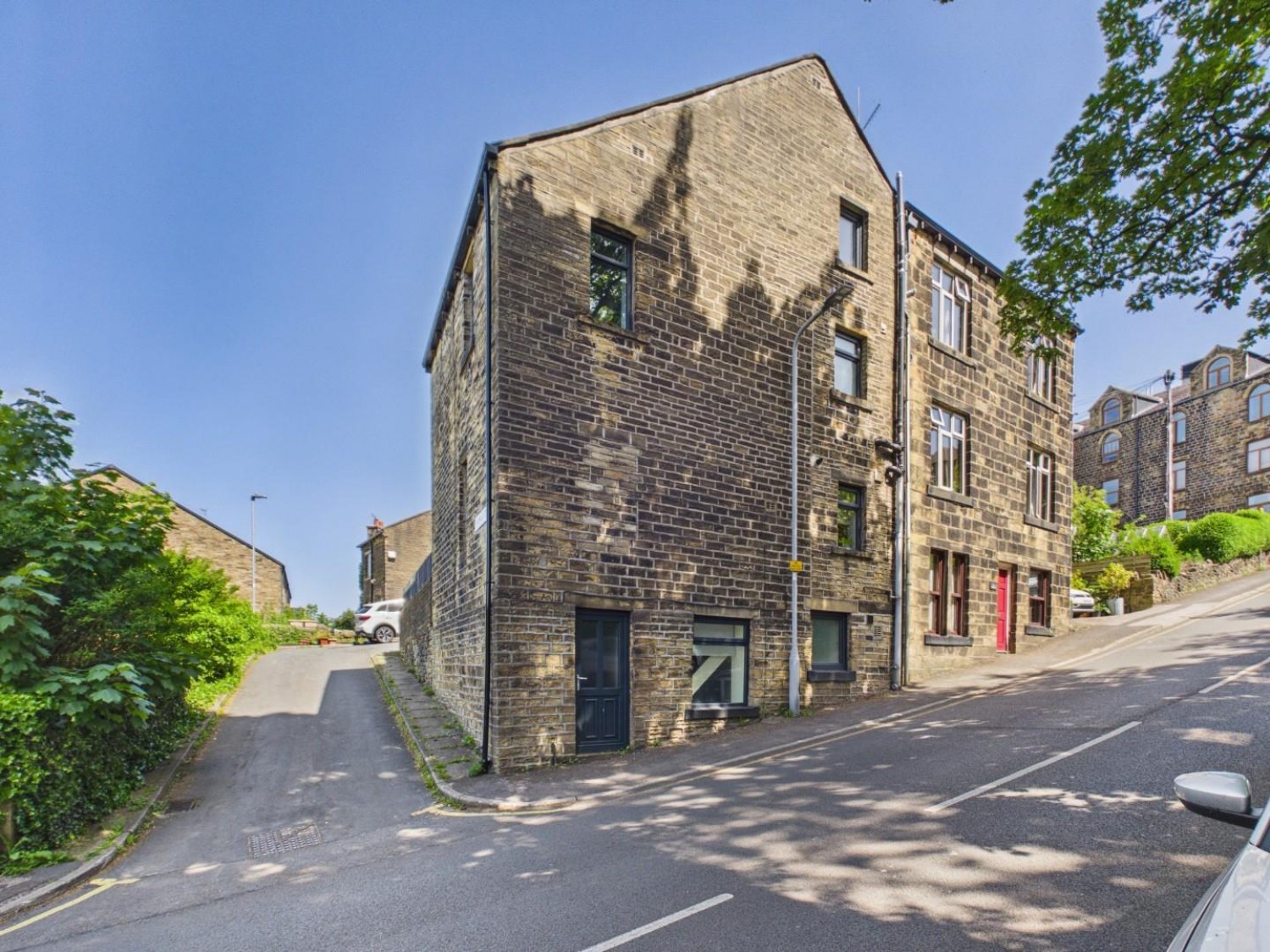 Thomas Street, Haworth, Keighley