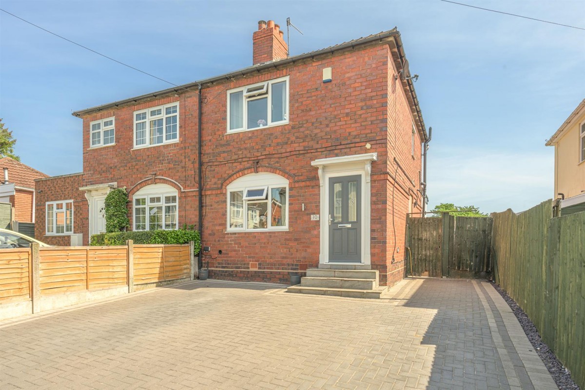 Laburnum Street, Wollaston, Stourbridge, DY8 4NX