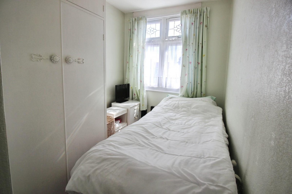 Amberley Road, London