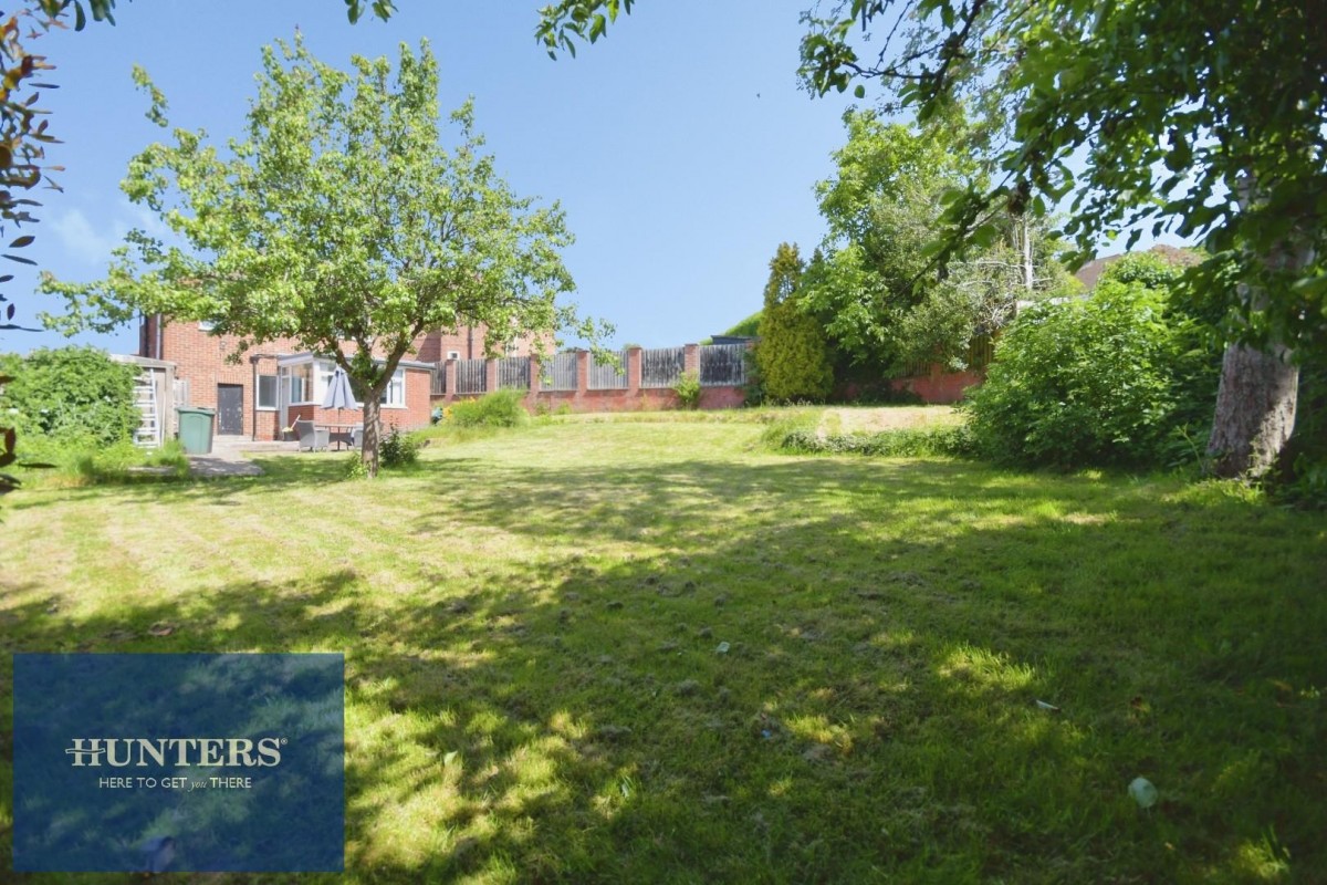 Brambling Court, Hady, Chesterfield, S41 0ED