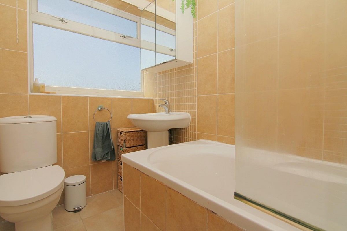 Somerdale Grove, Bramley, LS13 4SD