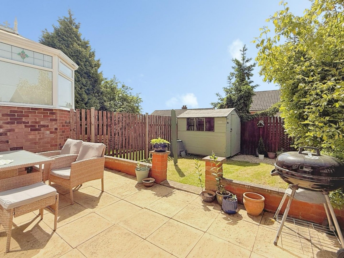 Somerdale Grove, Bramley, LS13 4SD