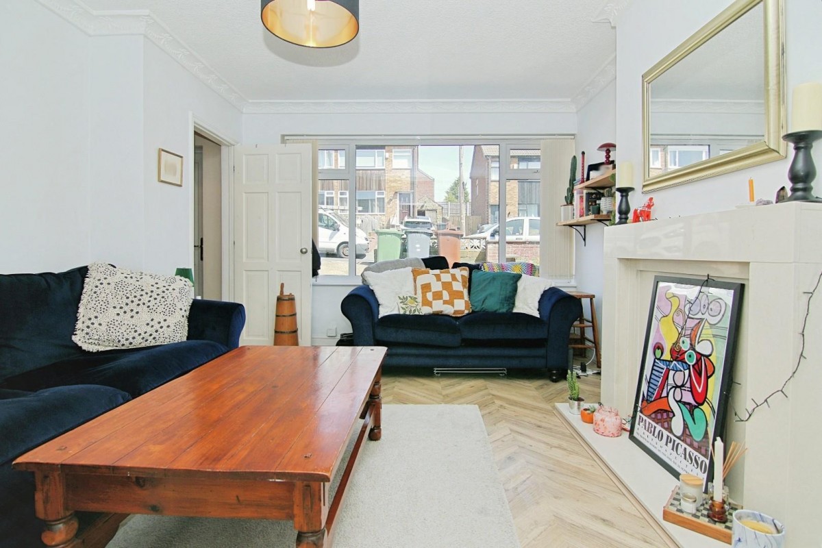 Somerdale Grove, Bramley, LS13 4SD