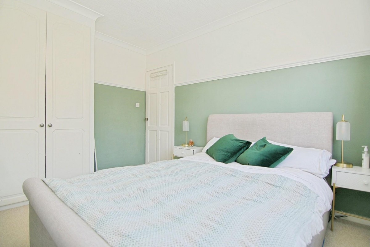 Somerdale Grove, Bramley, LS13 4SD