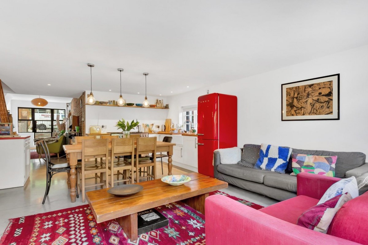 Palatine Road, London, N16