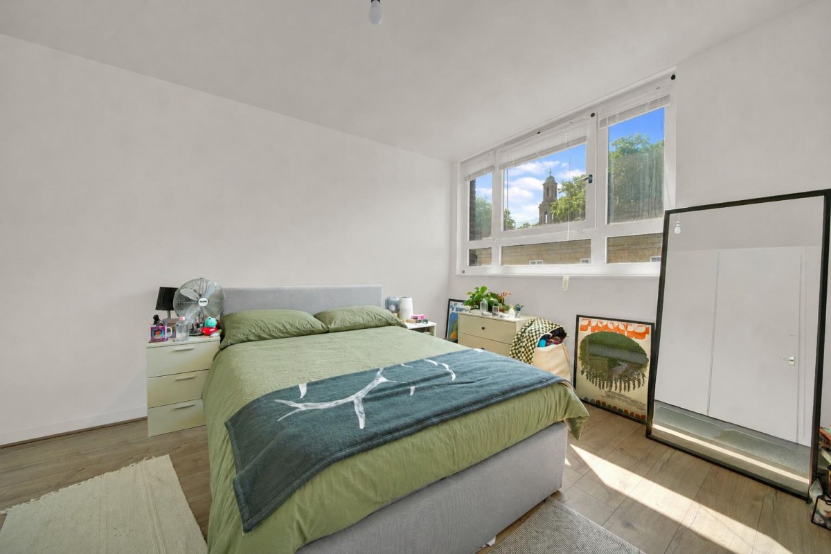 Crondall Court, Hoxton, N1