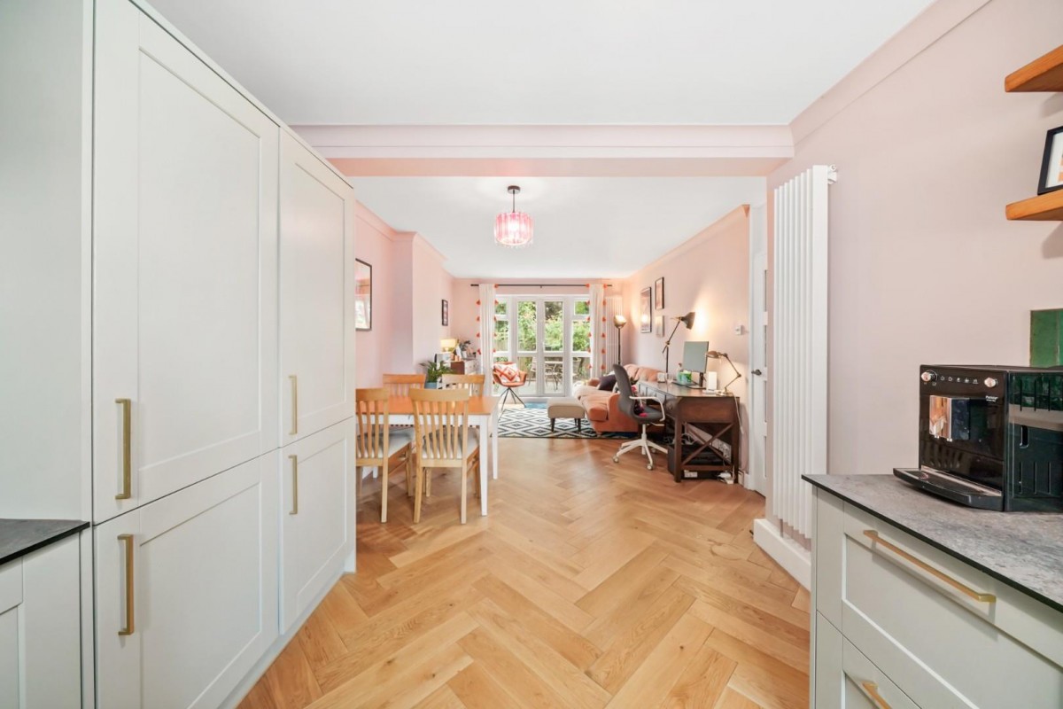 Queen Elizabeths Walk, London, N16
