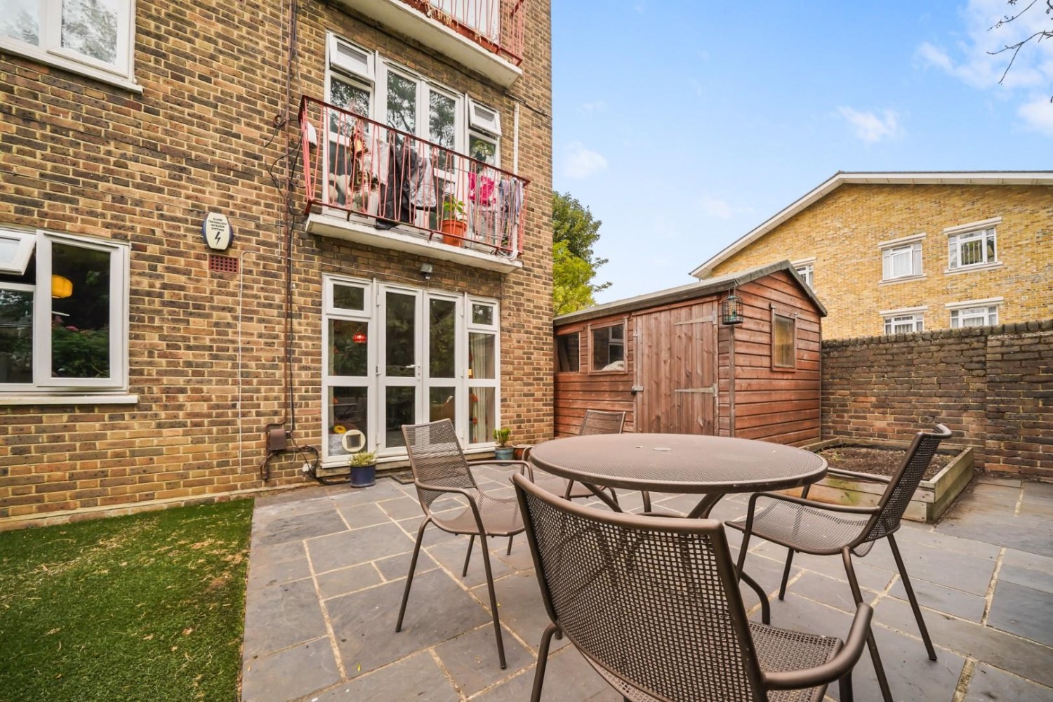Queen Elizabeths Walk, London, N16