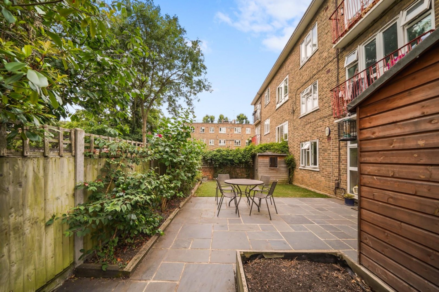 Queen Elizabeths Walk, London, N16
