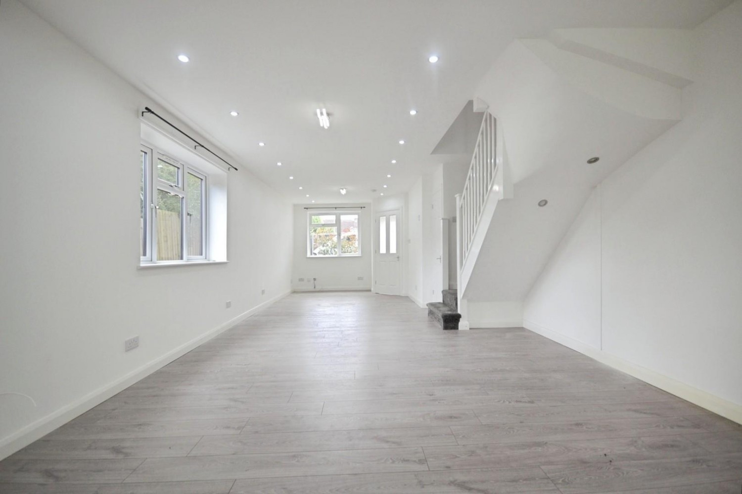 Dudley Close, Tilehurst, Reading