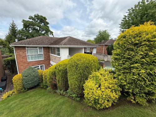 Halfcot Avenue, Pedmore, Stourbridge, DY9 0YB