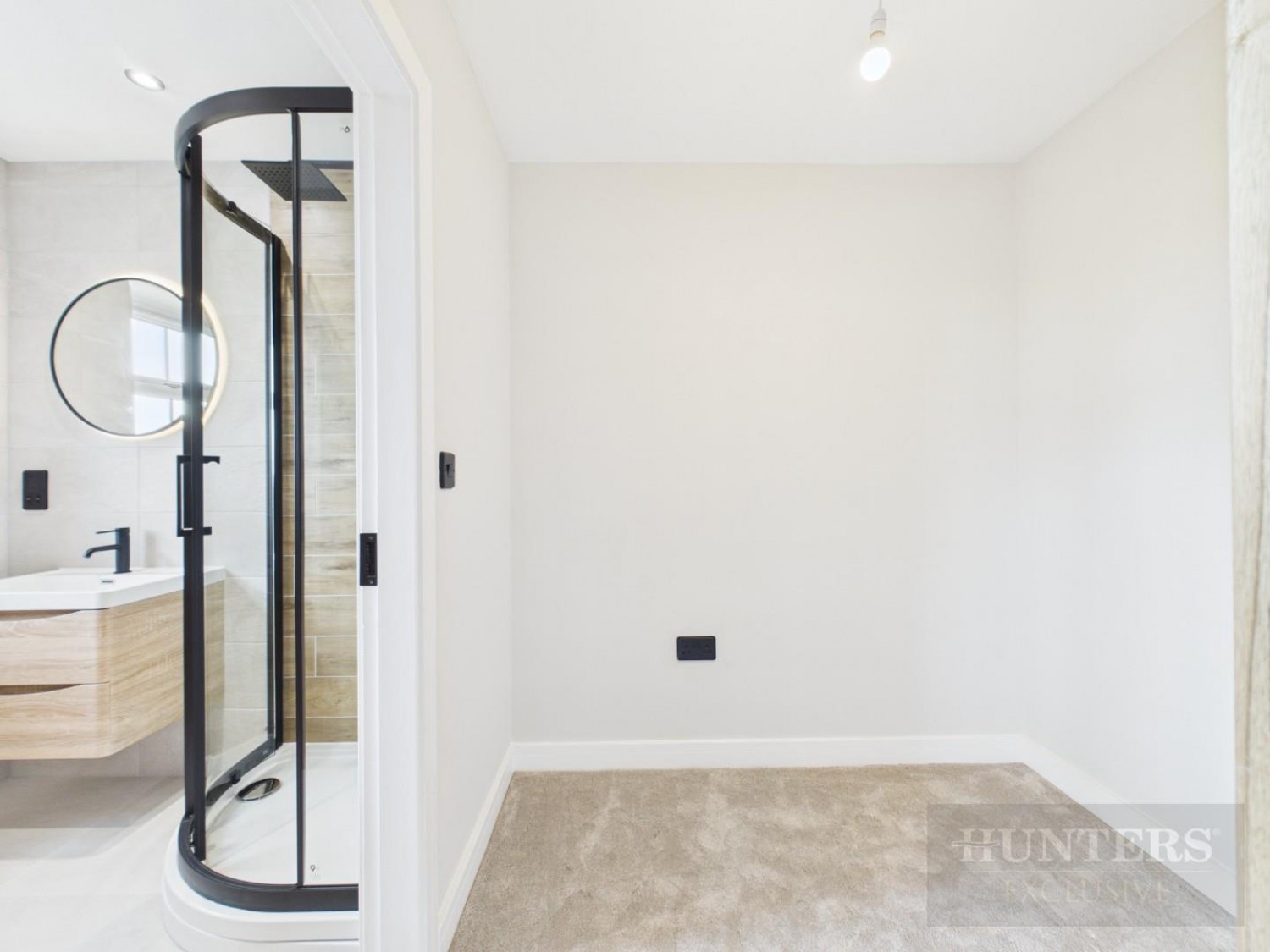 3 bedroom House for sale in New Road, Brandesburton, Driffield