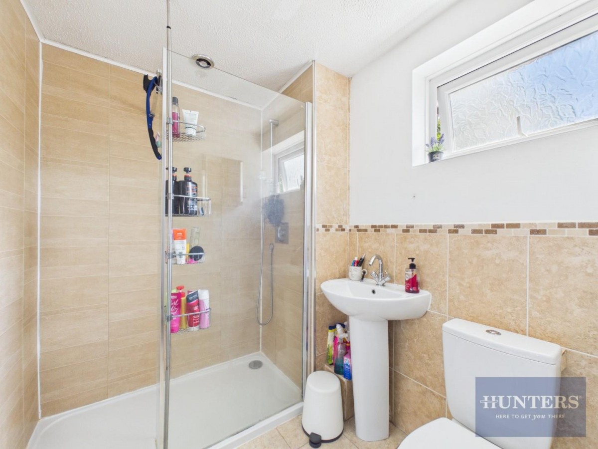 Hazebrouck Close, Cheltenham, GL51 3QA