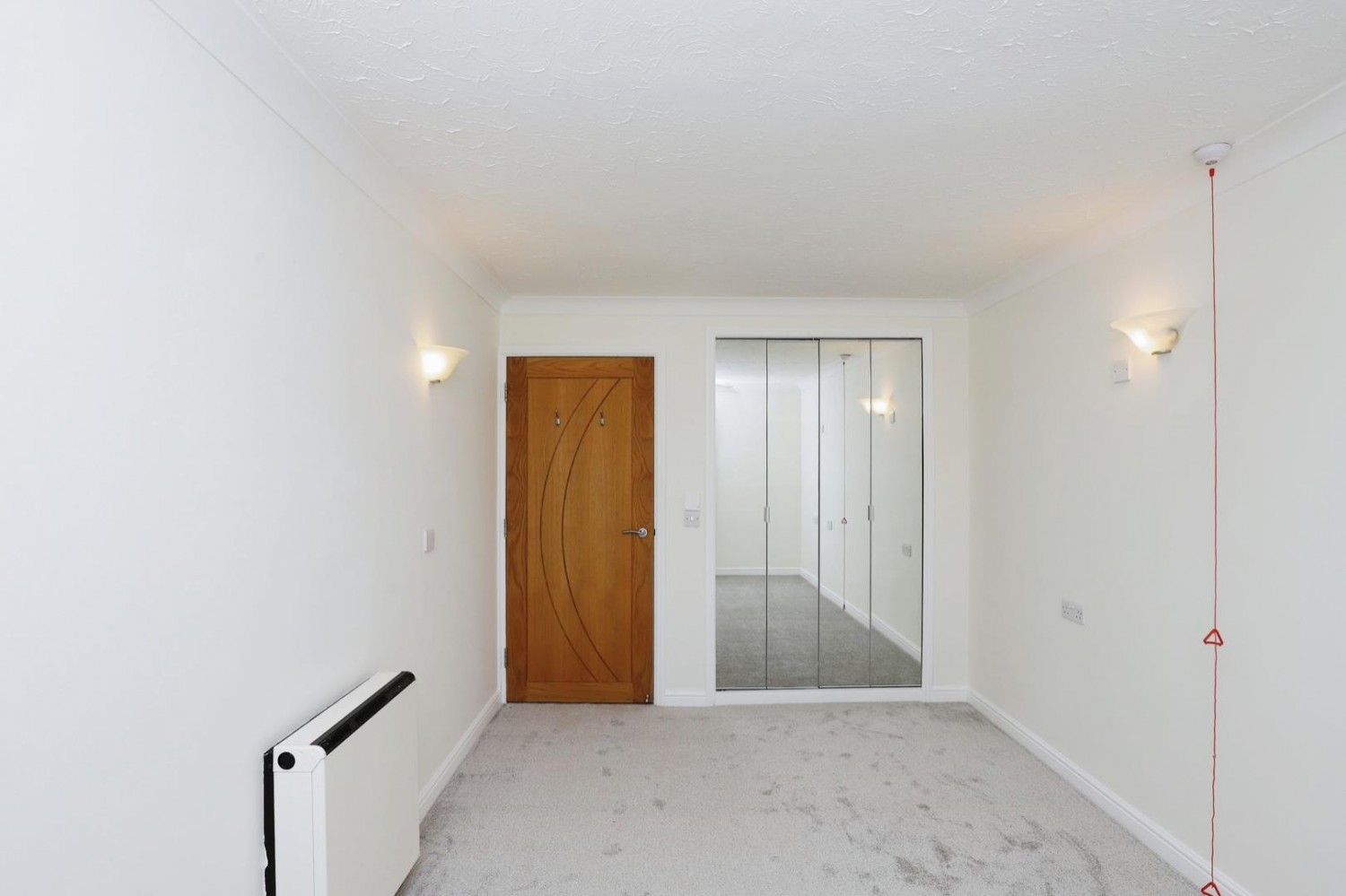 2 bedroom Flat for sale in Ranulf Court, Abbeydale Road South, Sheffield, S7 2PZ