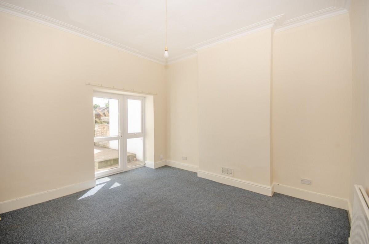 North Street, Downend, Bristol, BS16 5SY