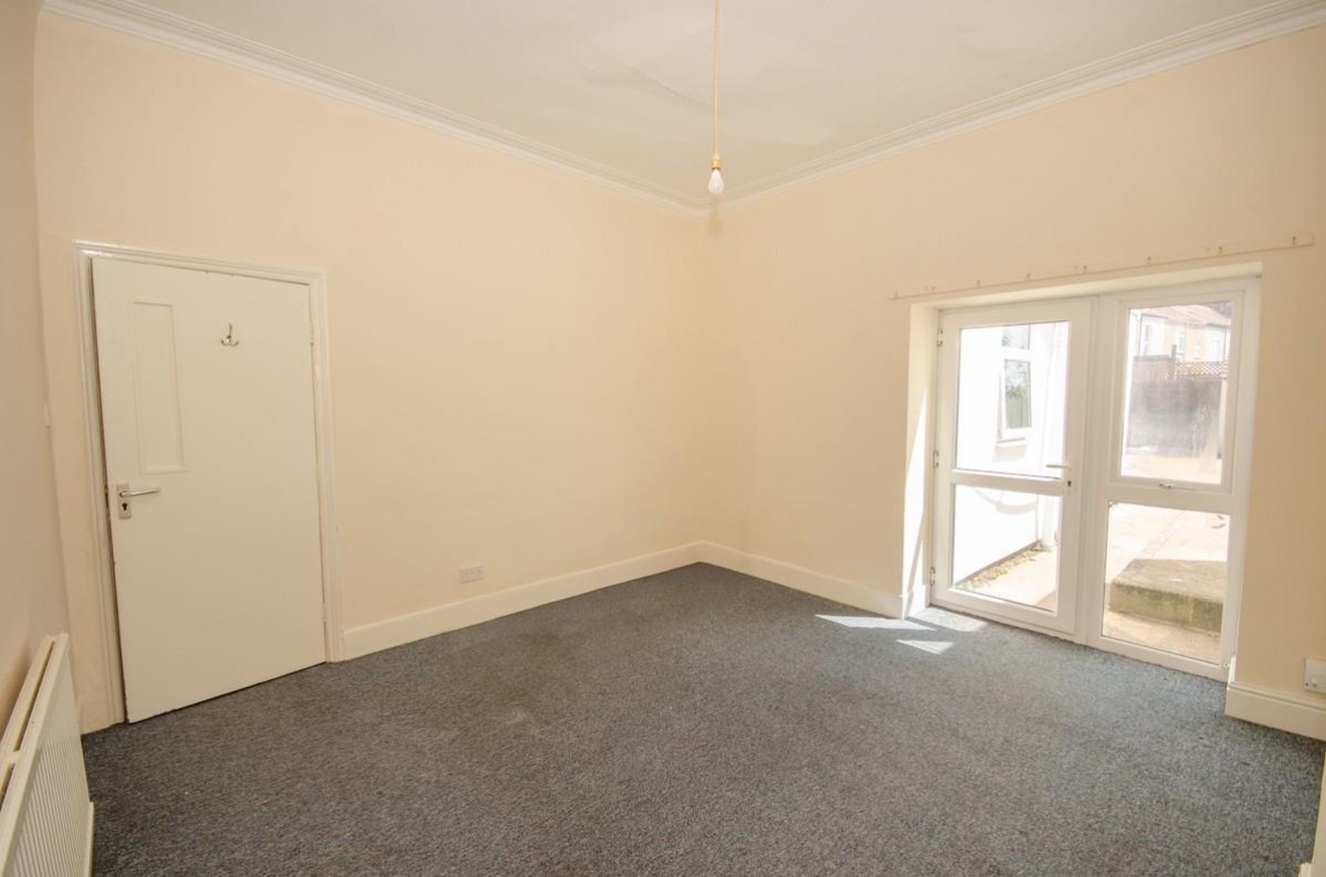 North Street, Downend, Bristol, BS16 5SY