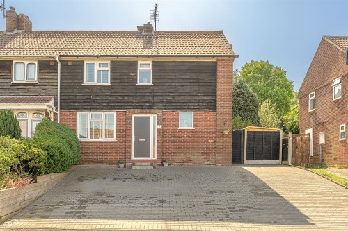 Oakfield Road, Wollescote, Stourbridge, DY9 9DL