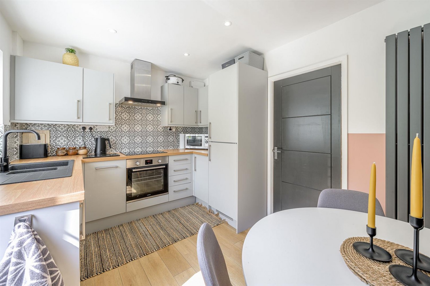 Oakfield Road, Wollescote, Stourbridge, DY9 9DL