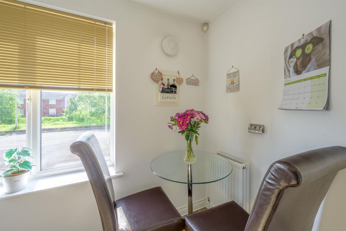Hyde Mill Drive, Wollaston, Stourbridge, DY8 4GD