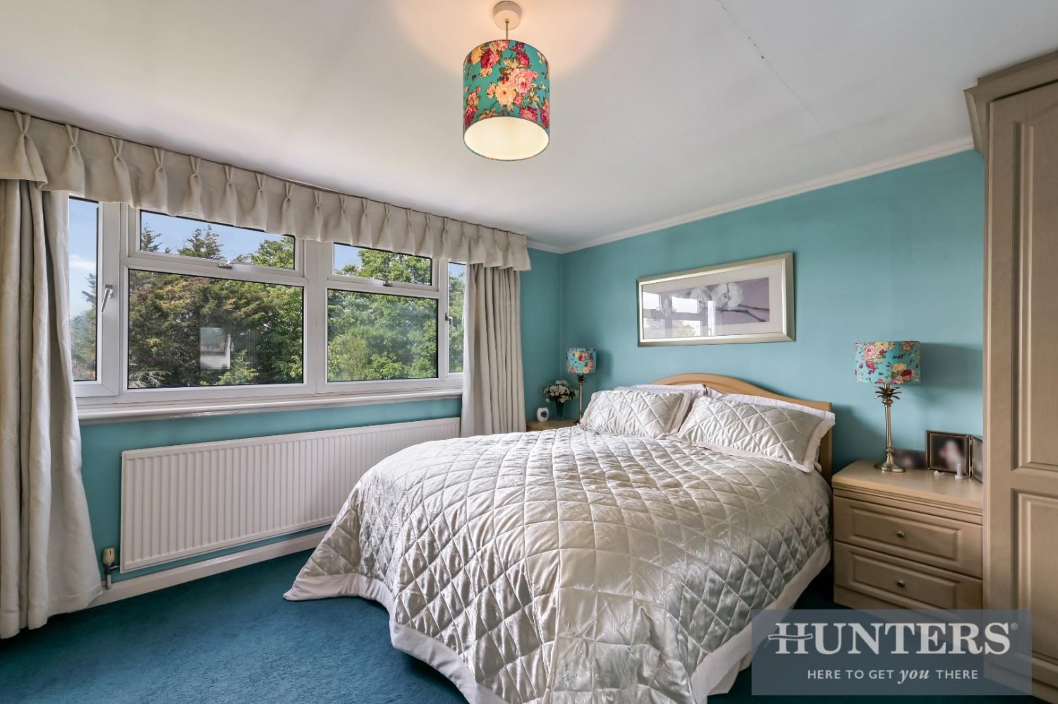 4 bedroom House for sale in Thornbury Avenue, Isleworth