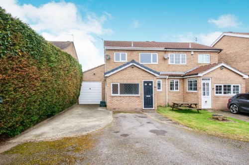 Carron Crescent, York