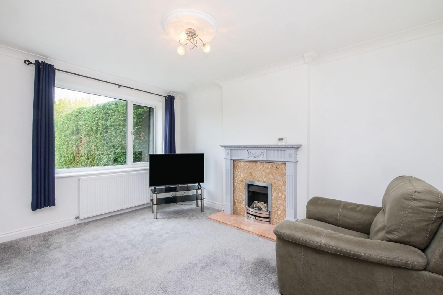 3 bedroom House for sale in Carron Crescent, York