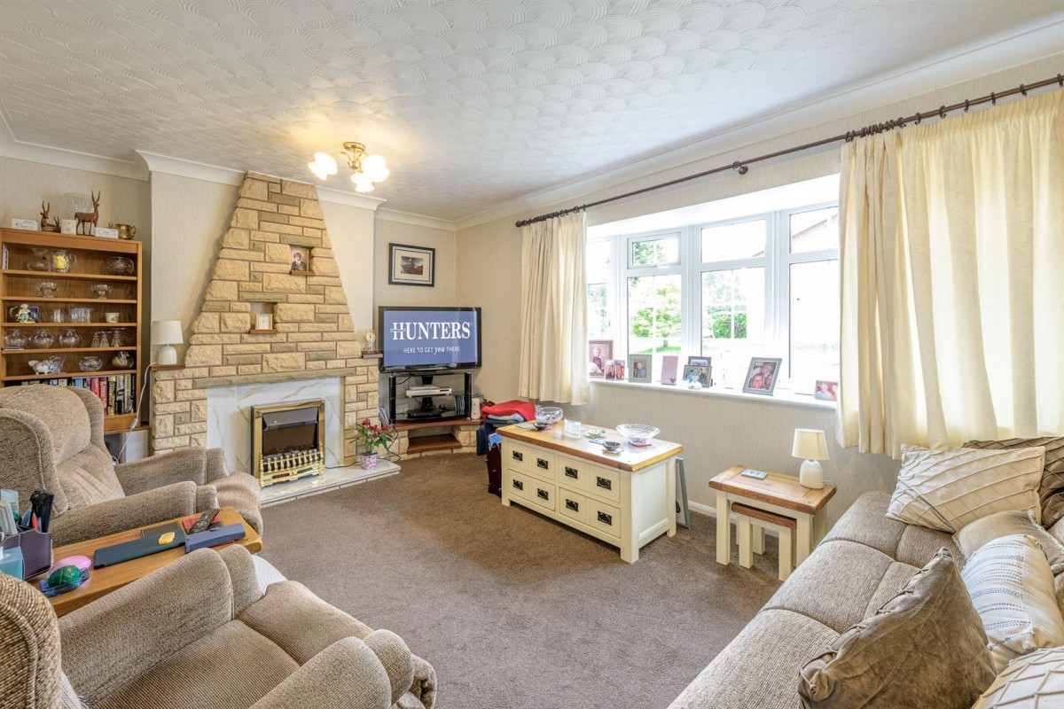 Swallowfall Avenue, Stourbridge, DY8 3LB