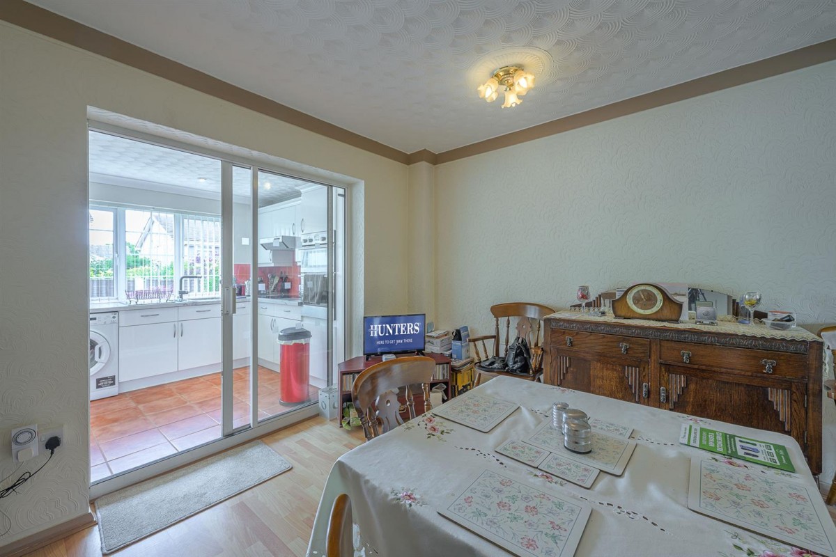 Swallowfall Avenue, Stourbridge, DY8 3LB