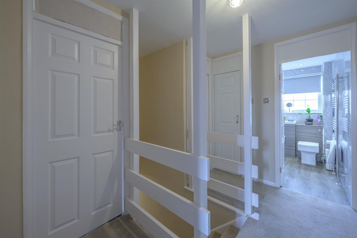 Swallowfall Avenue, Stourbridge, DY8 3LB