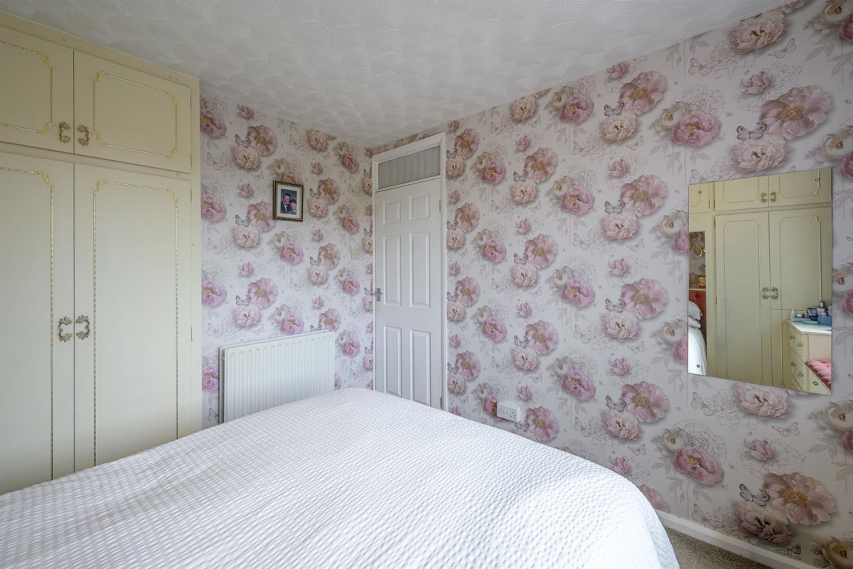 Swallowfall Avenue, Stourbridge, DY8 3LB