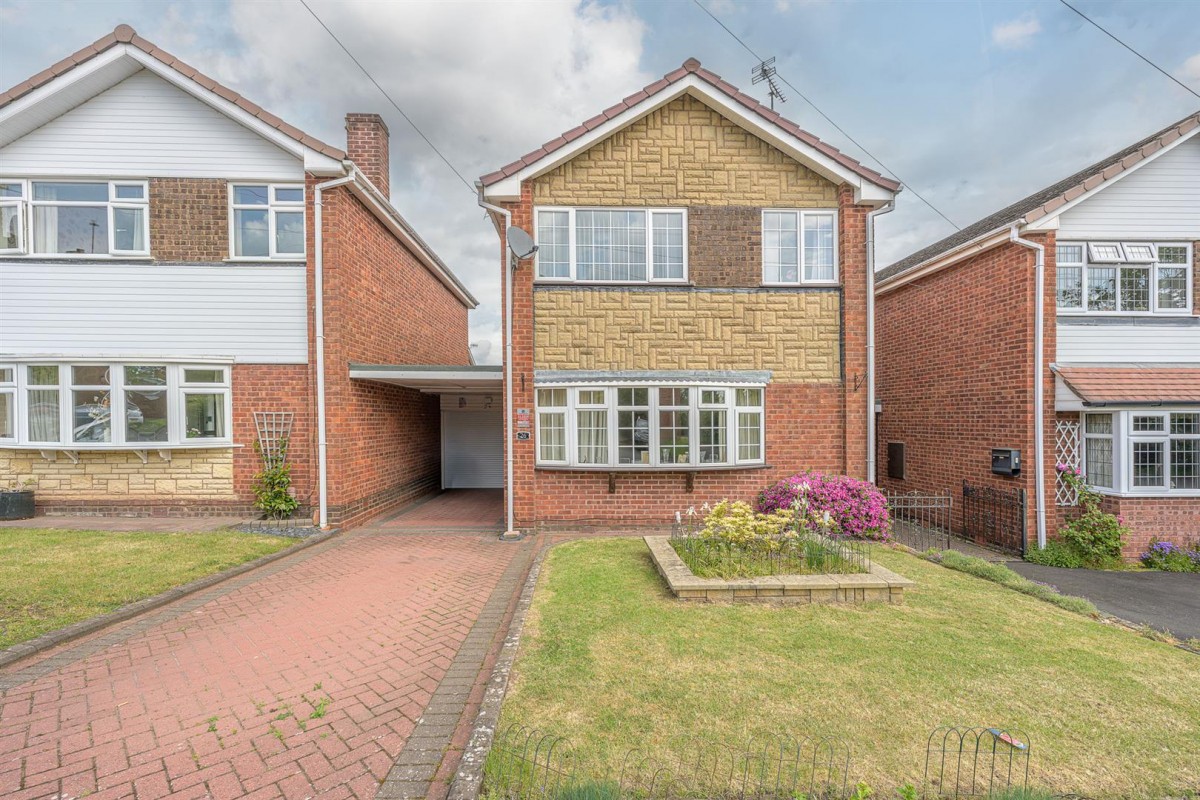 Swallowfall Avenue, Stourbridge, DY8 3LB