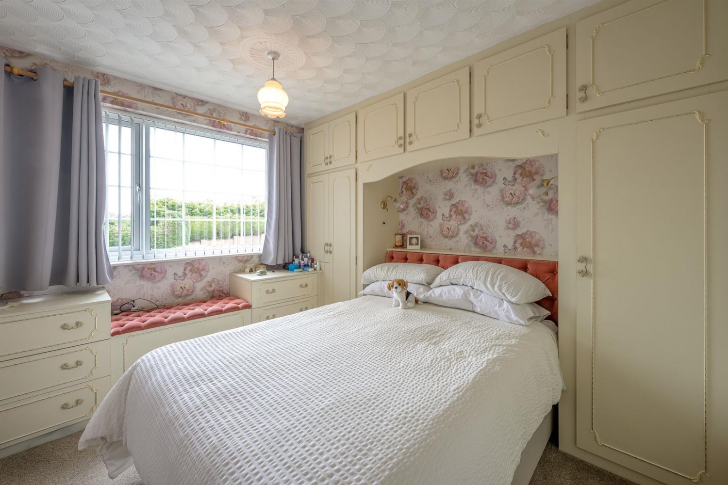 Swallowfall Avenue, Stourbridge, DY8 3LB
