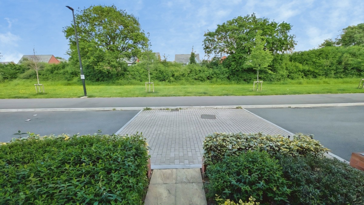Taylor Crescent, Yate, Yate