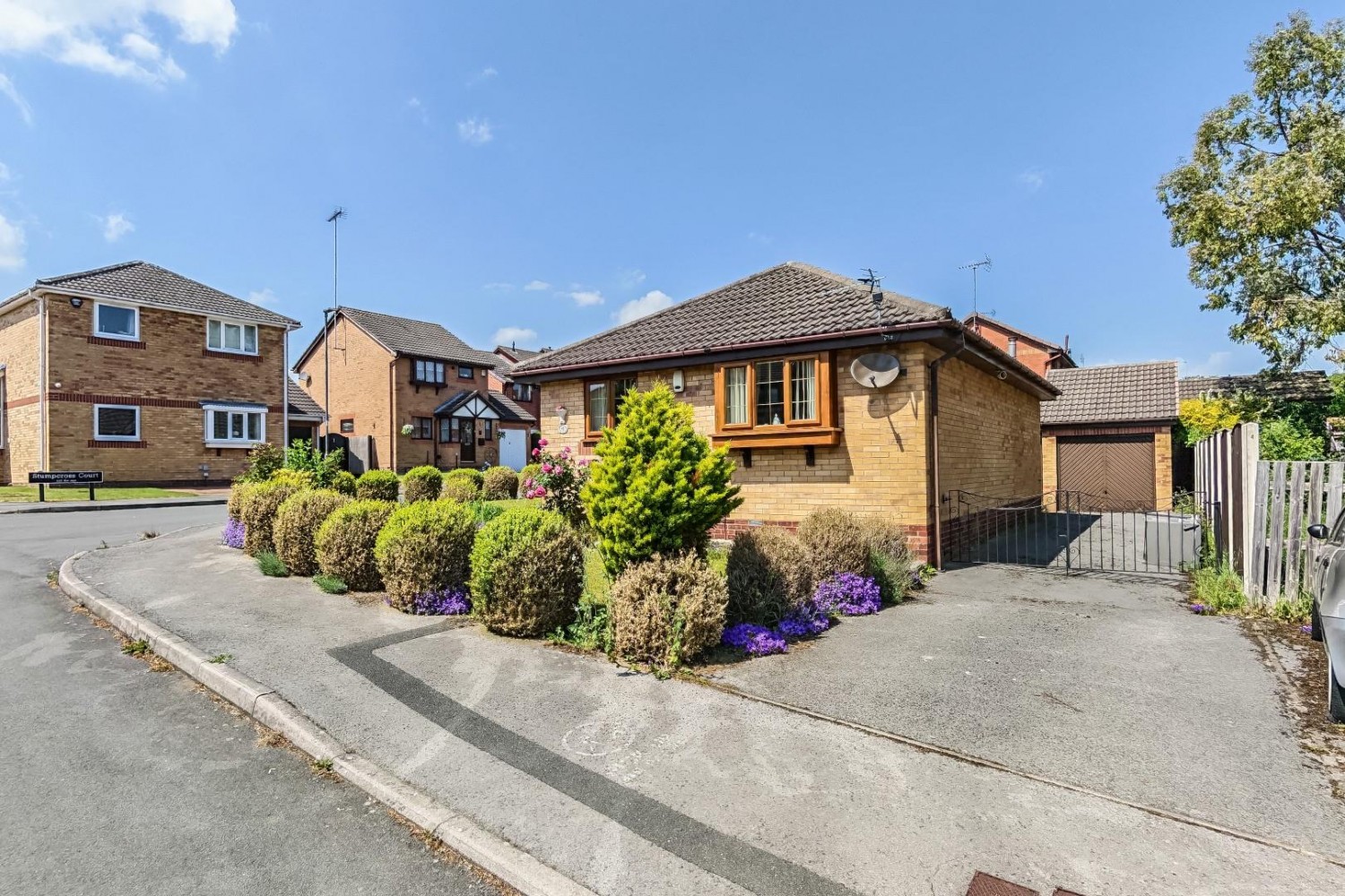 Stumpcross Way, Pontefract