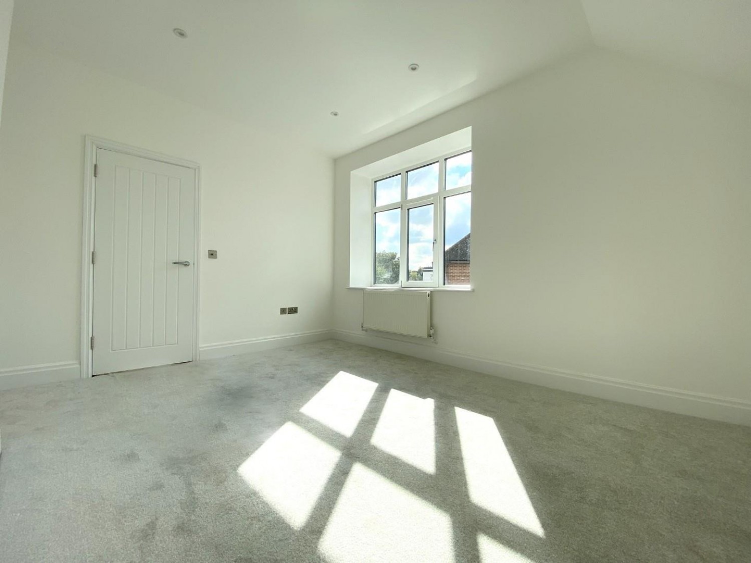 Queens Quarters, Mitcham