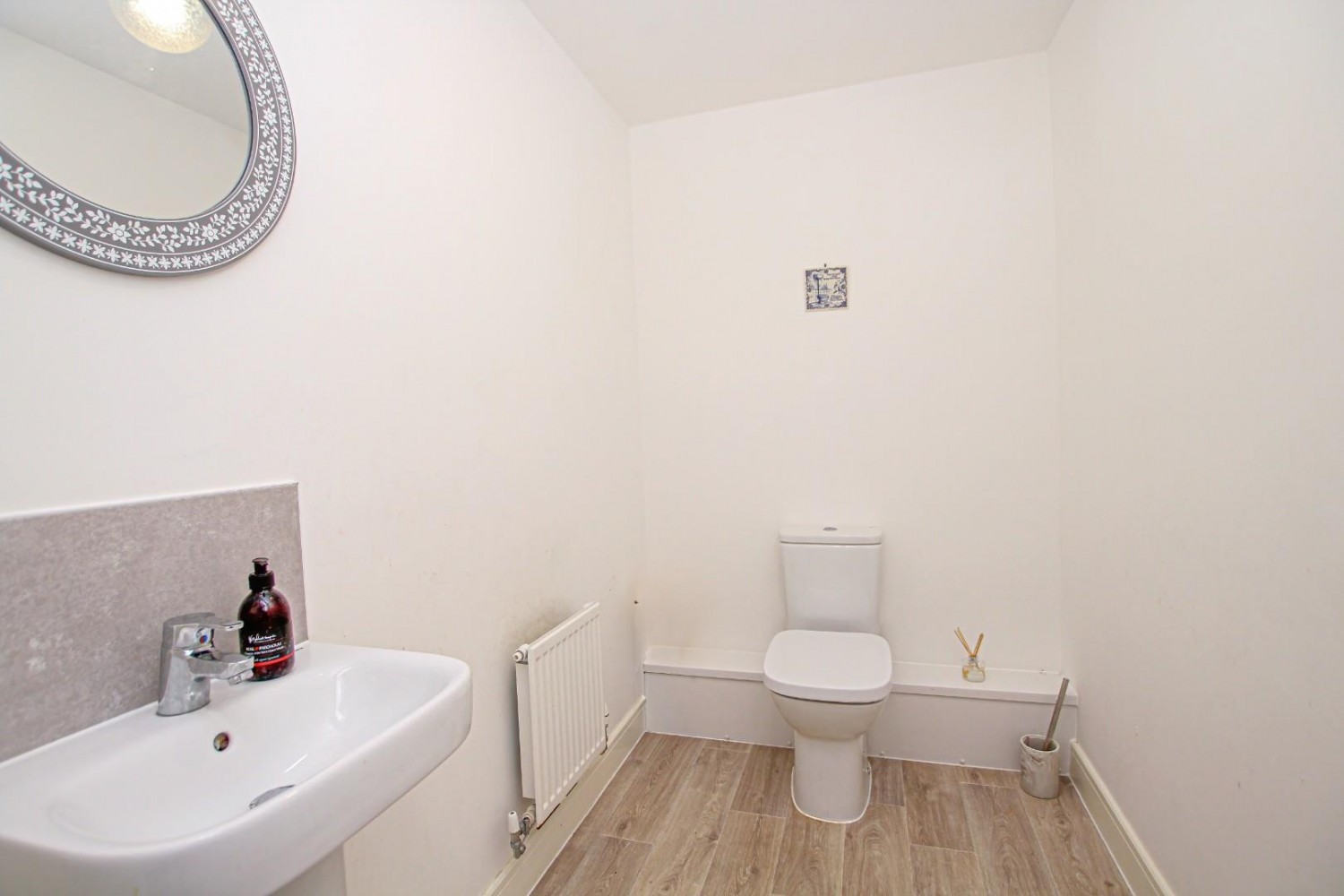 Wallis Drive, Leighton Buzzard