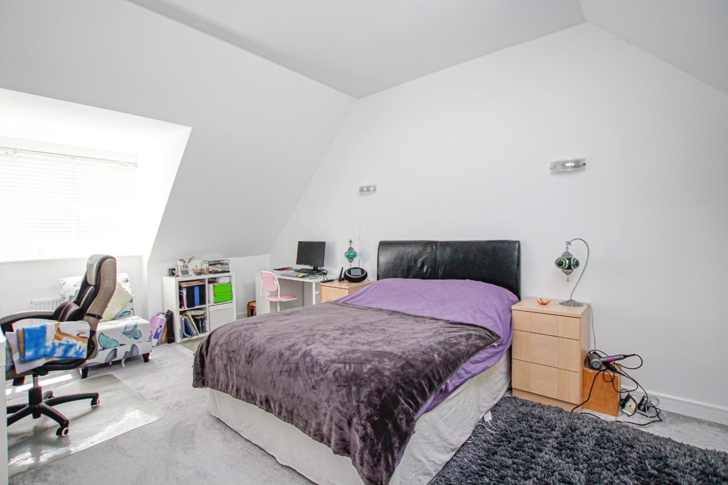 Wallis Drive, Leighton Buzzard