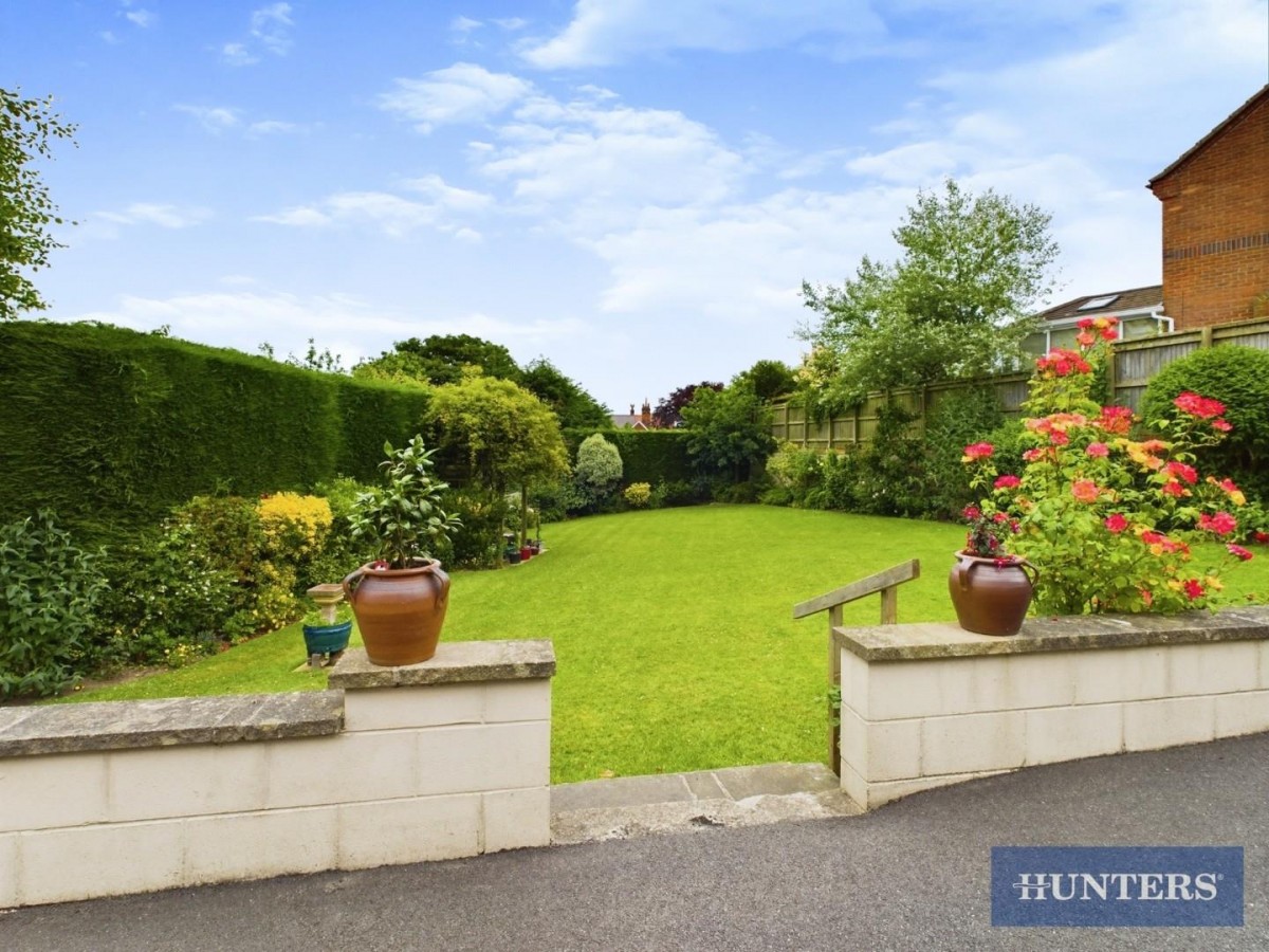 Sea Cliff Crescent, Scarborough